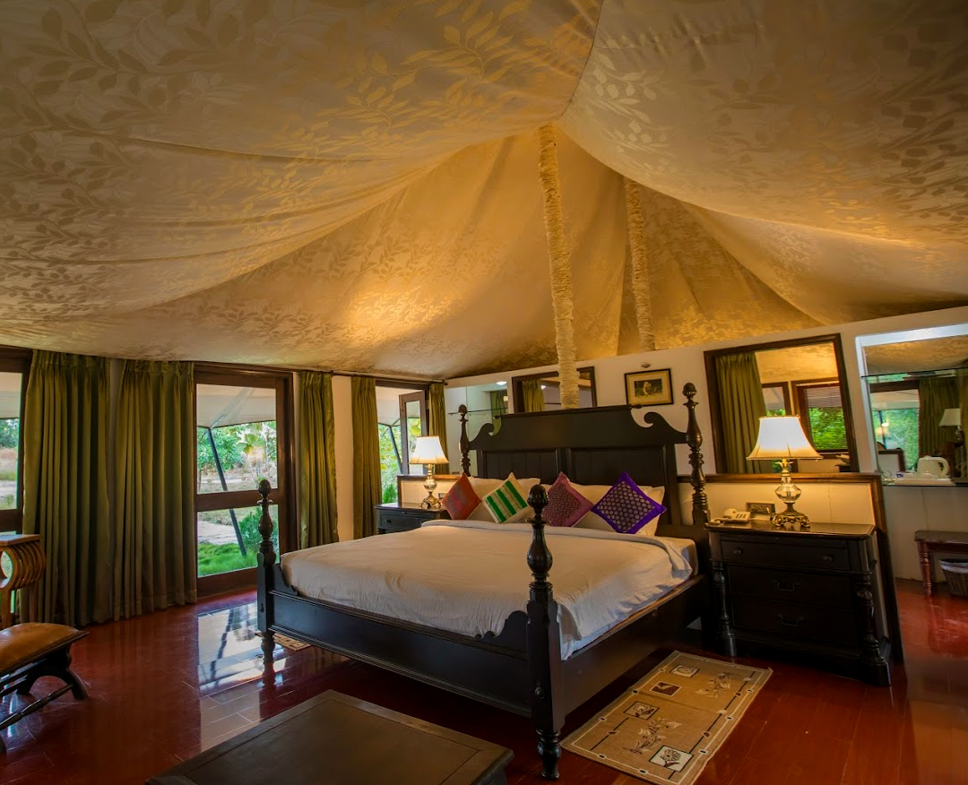 pench Hotel